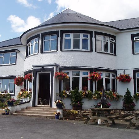 Hotel The Windsor Haverfordwest Esterno foto